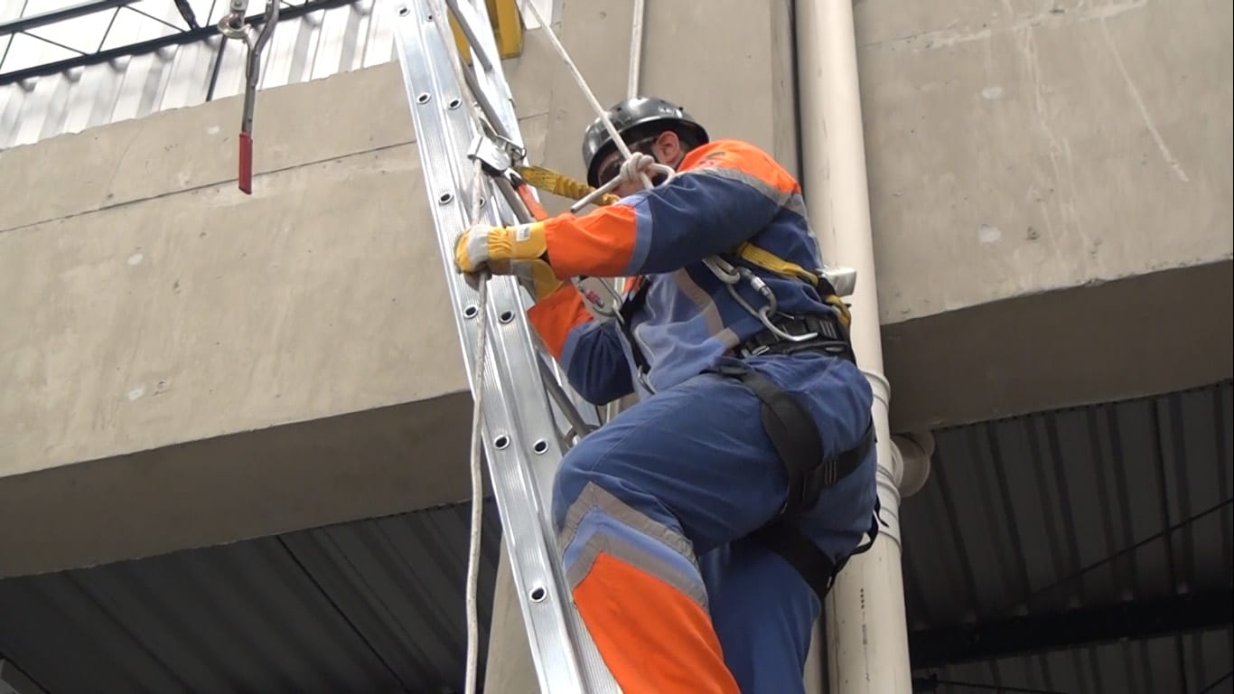 3503 - Treinamento Eventual de Trabalho em Altura