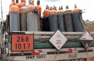 2006 – Curso Avançado II Para Trabalho com Inflamáveis e Combustíveis 2006 – Curso Avançado II Para Trabalho com Inflamáveis e Combustíveis