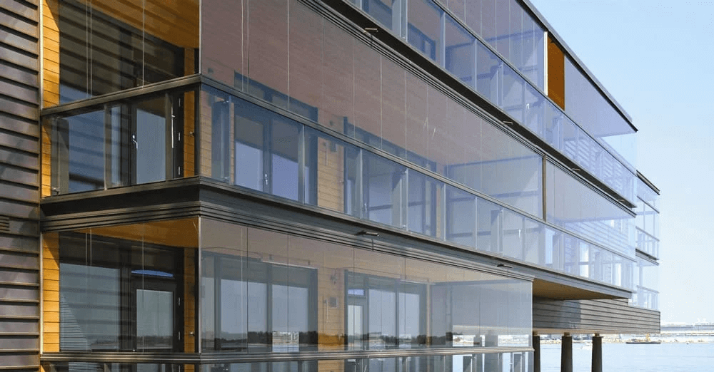 Avaliação Técnica para Envidraçamento de Sacada