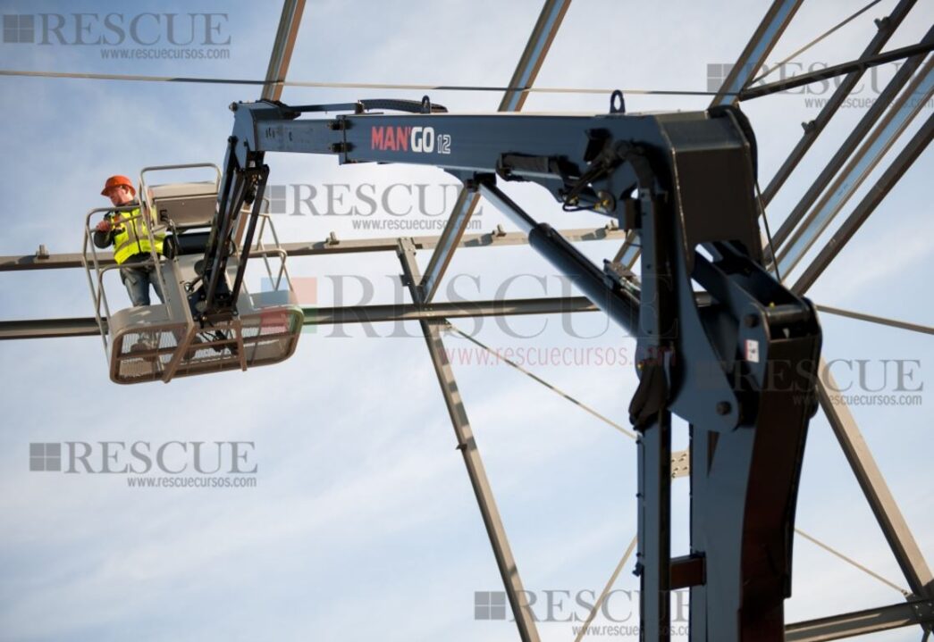 3409 - Capacitação do Operador de Plataforma Elevatória na Indústria Naval