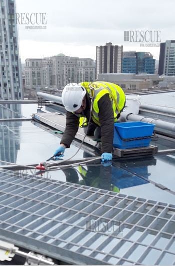 Laudo de Sistema de Vedação Externo com Vidro