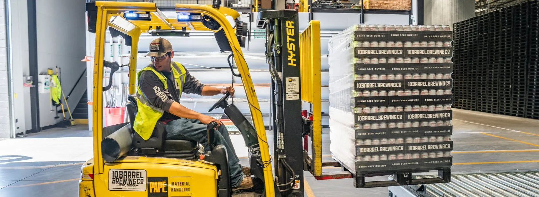 Qual é a Carga Horária Mínima para Capacitação em Máquinas e Equipamentos?