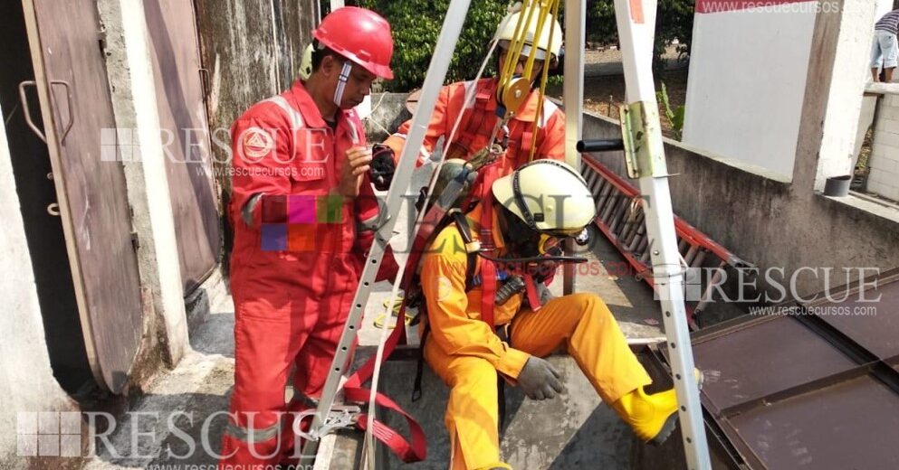 Curso Espaço Confinado Autorizado e Vigia NR 33 em Hindi