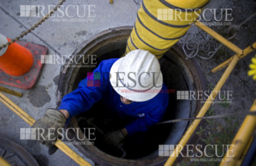 Treinamento Espaço Confinado Autorizado e Vigia NR 33 com Interprete em Alemão Treinamento Capacitação NR 33 Espaços Confinados Para Autorizados e Vigias com Interprete em Alemão