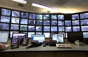 Como forma de proteção as Câmeras de Segurança, são utilizadas para promover maior conforto e confiabilidade em diversos ambientes, está opção dá a possibilidade de os residentes averiguarem todo e qualquer movimento fora do comum dentro da sua propriedade ou negócio. Mão-de-Obra para Instalação de Câmeras Circuito Fechado