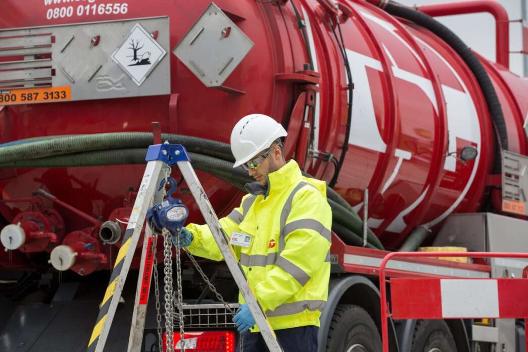 Laudo Drenagem Oleosa Posto de Combustíveis NBR 14605