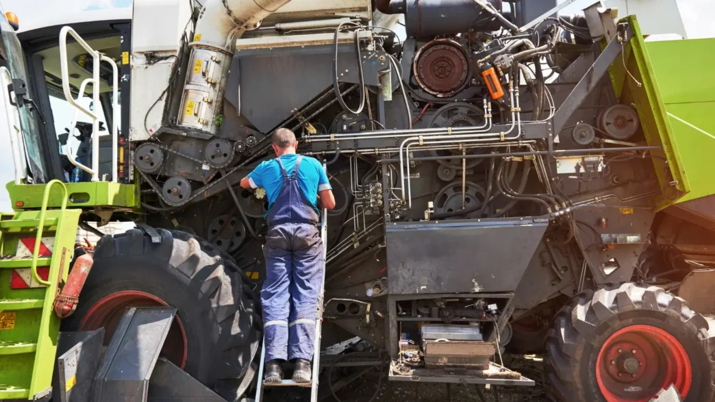 CURSO DE MANUTENÇÃO PREVENTIVA DE MÁQUINAS AGRÍCOLAS