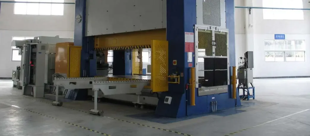 Curso Manutenção Prensa Excêntrica Hidráulica