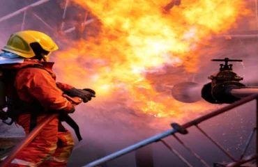 Curso Primeiros Socorros e Brigada de Incêndio Curso Primeiros Socorros e Brigada de Incêndio