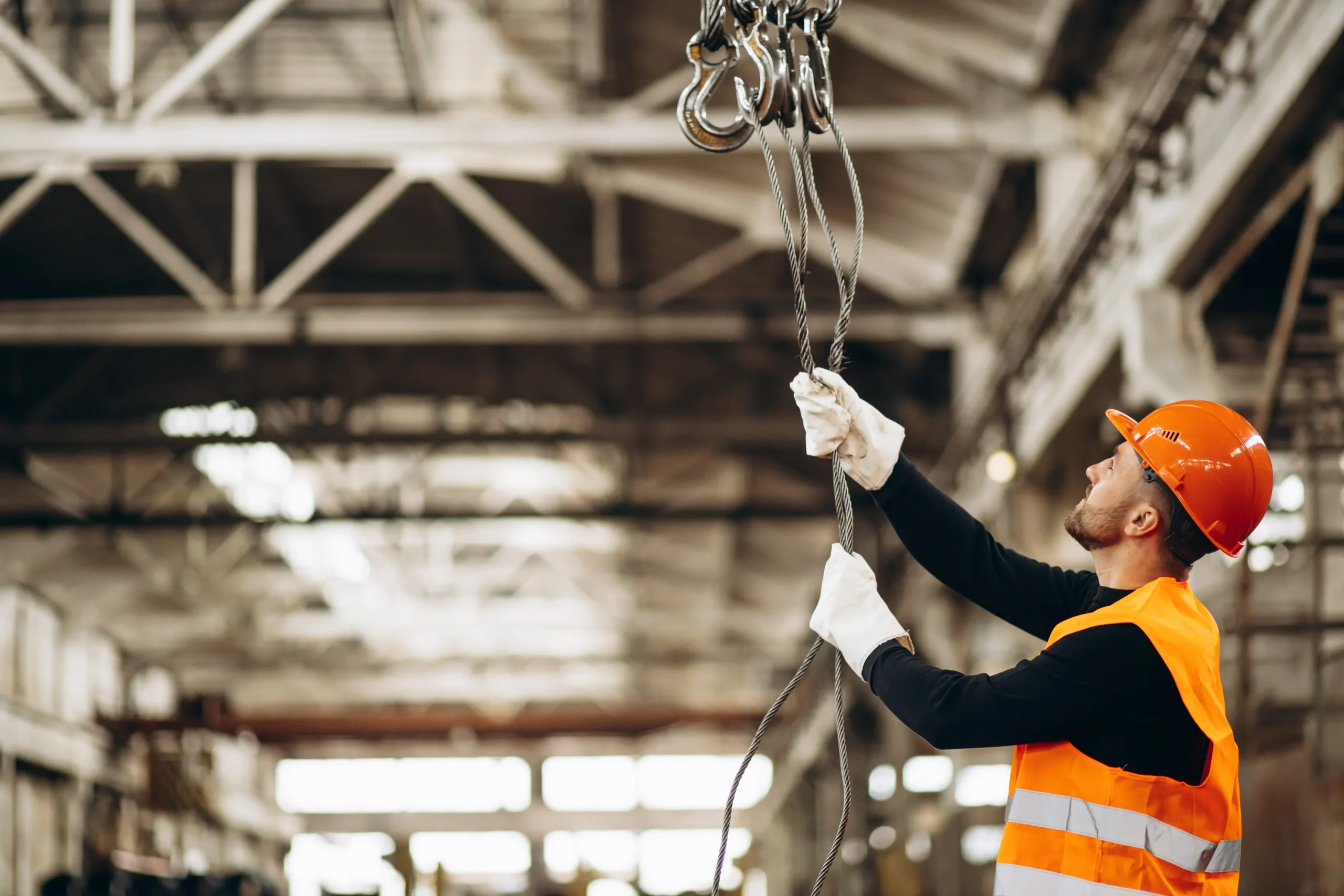Curso Içamentos de Cargas: Inspeção do cabo define a segurança da operação