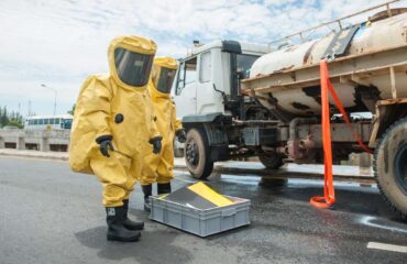 Curso Transporte Terrestre Produtos Perigosos – Limpeza NBR 12982 Curso Transporte Terrestre Produtos Perigosos – Limpeza NBR 12982