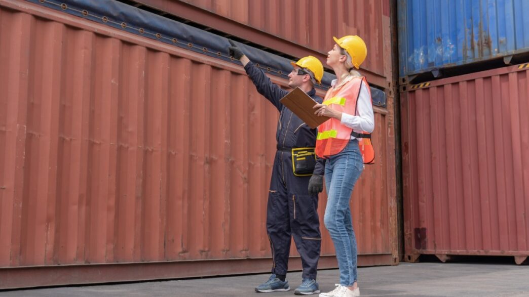 CURSO ESPECIFICAÇÃO TESTE CONTÊINERES CARGA