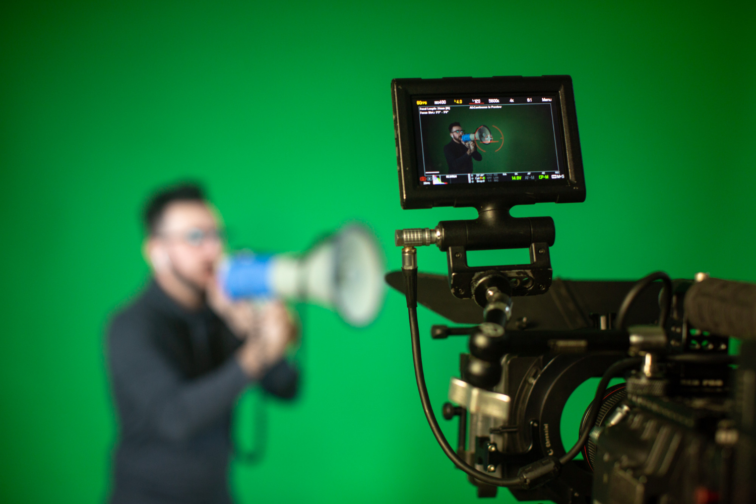 Gravação em estúdio com chroma key - Curso Transmissão Ao Vivo
