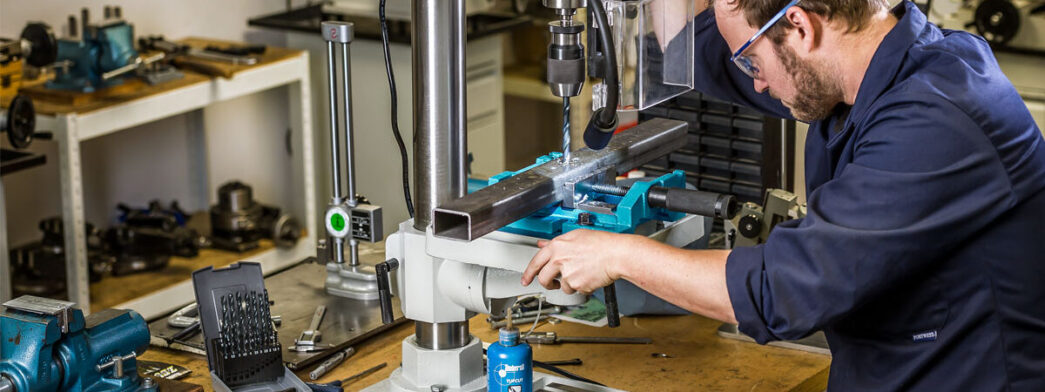 Curso Manutenção e Operação de Furadeira de Coluna e Radial