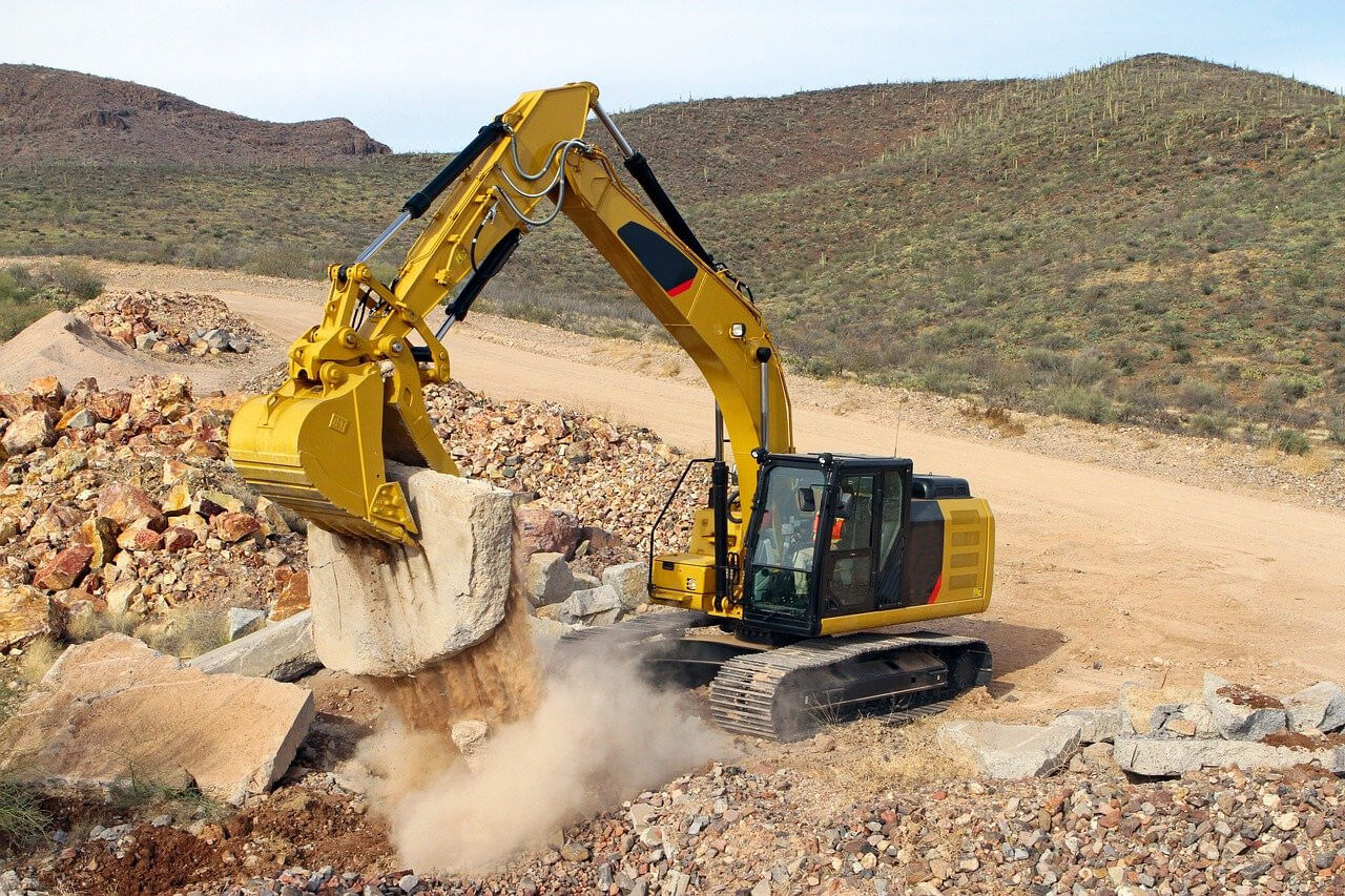 Curso Manutenção de Escavadeira