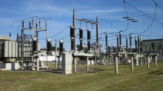 Curso Riscos Sobretensões Seres Vivos e Danos Eletroeletrônicos
