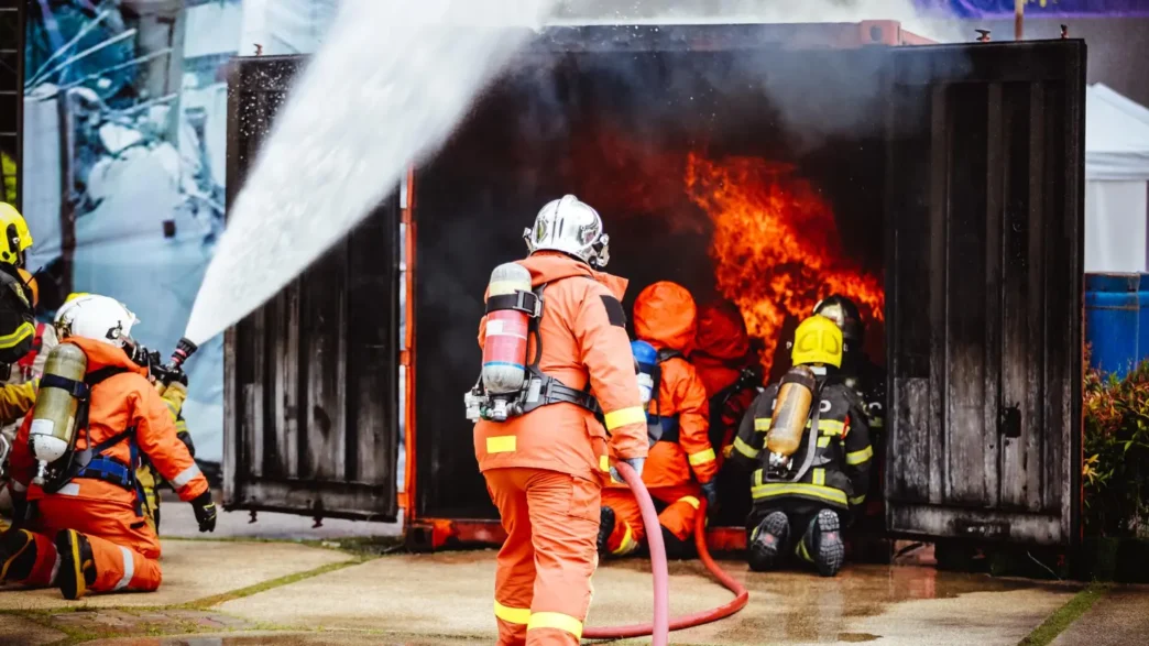 BRIGADA DE INCÊNDIO NÍVEL FUNDAMENTAL NBR 14276