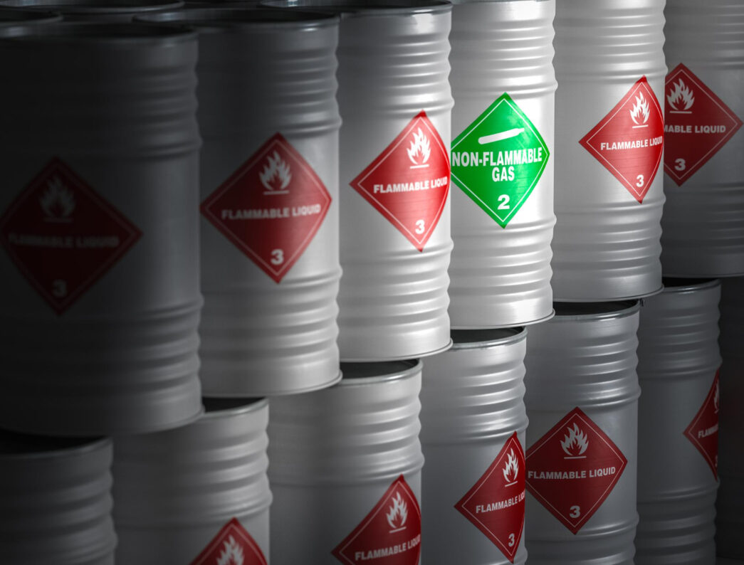 Armazenamento, transferência, manuseio e manipulação de inflamáveis e líquidos combustíveis. - Consultoria NR 20