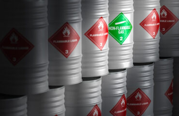 Inflamável Armazenamento, transferência, manuseio e manipulação de inflamáveis e líquidos combustíveis. - Consultoria NR 20