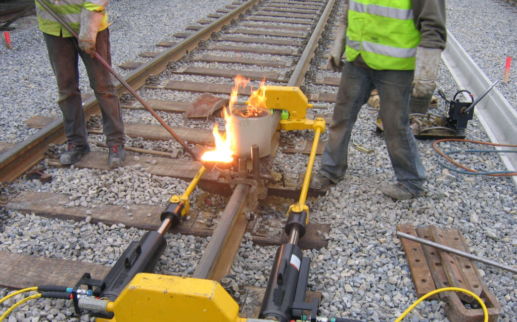 Laudo de Soldagem Aluminotérmica