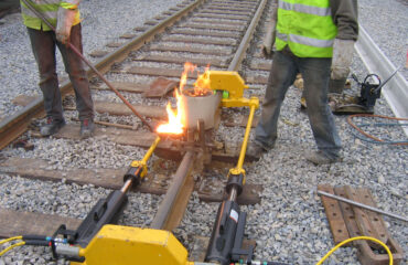 Laudo de Soldagem Aluminotérmica Laudo de Soldagem Aluminotérmica