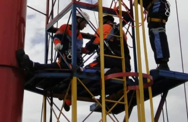 Locação de Resgatista Industrial NBR 16710-1 Locação de Resgatista Industrial NBR 16710-1