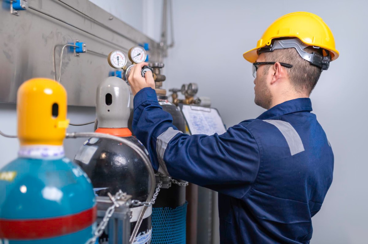 Compressed Air Supervisor Course NR 18 in English