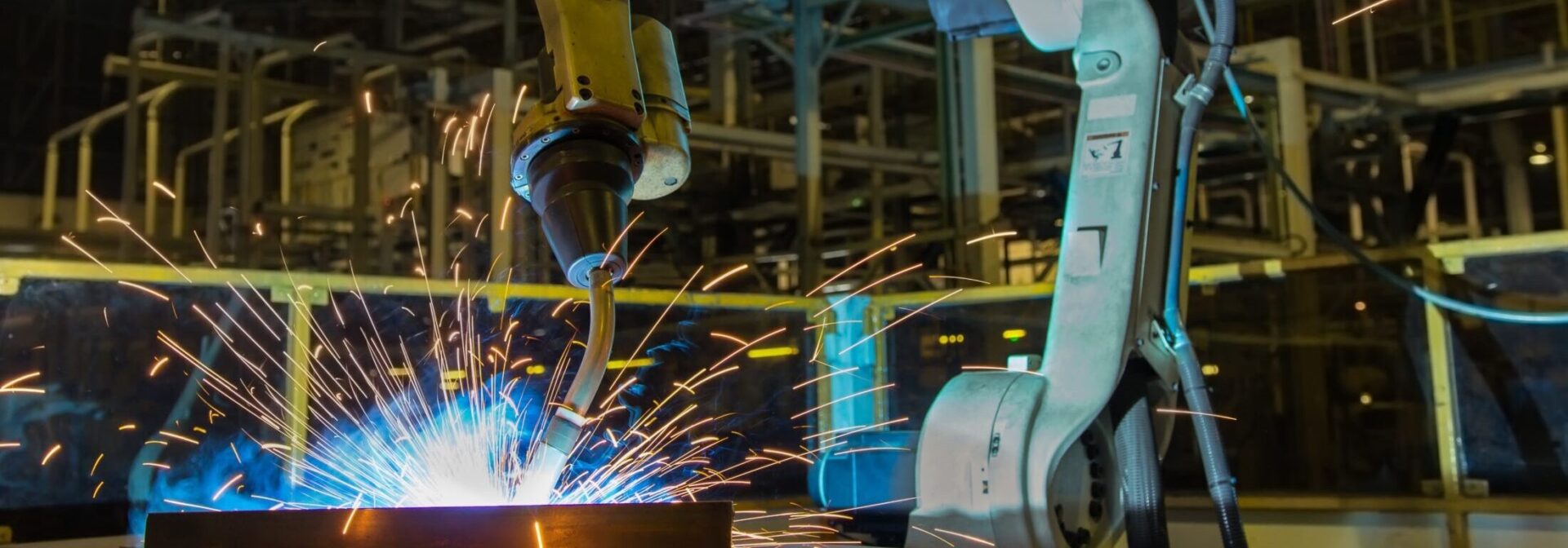 Emissão por solda Célula Robotizada