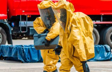 Curso Brigada de Emergência Ambiental e Hazwoper Curso Brigada de Emergência Ambiental e Hazwoper