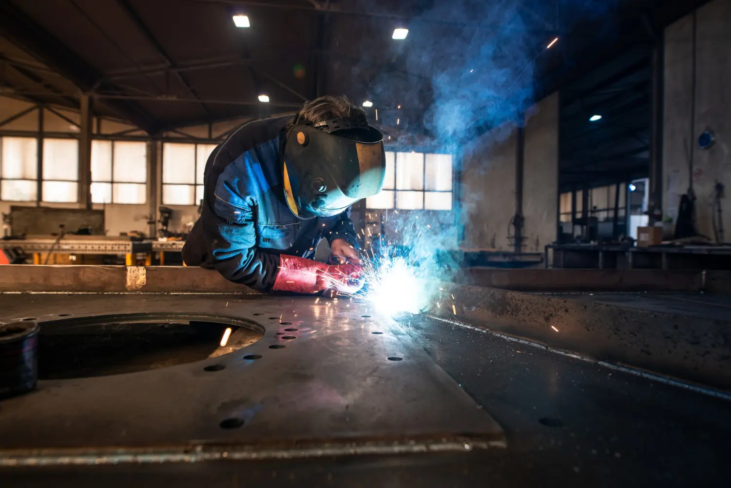 Cada cordão de solda é um traço de engenharia: união firme, estética impecável e conformidade normativa.