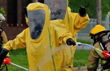 CurCurso Hazmat Emergência Químicaso Hazmat Emergência Química (1) Curso Hazmat Emergência Química