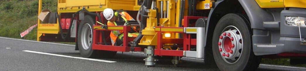 Caminhão de Pintura e Sinalização Viária