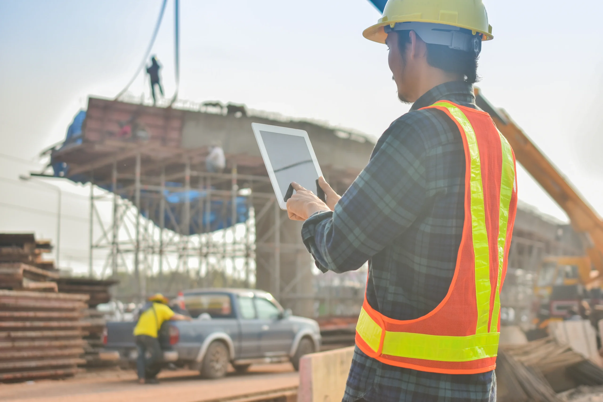 Utilização de tecnologias digitais na avaliação de risco em altura: APR integrada ao PGR com rastreabilidade e precisão técnica.