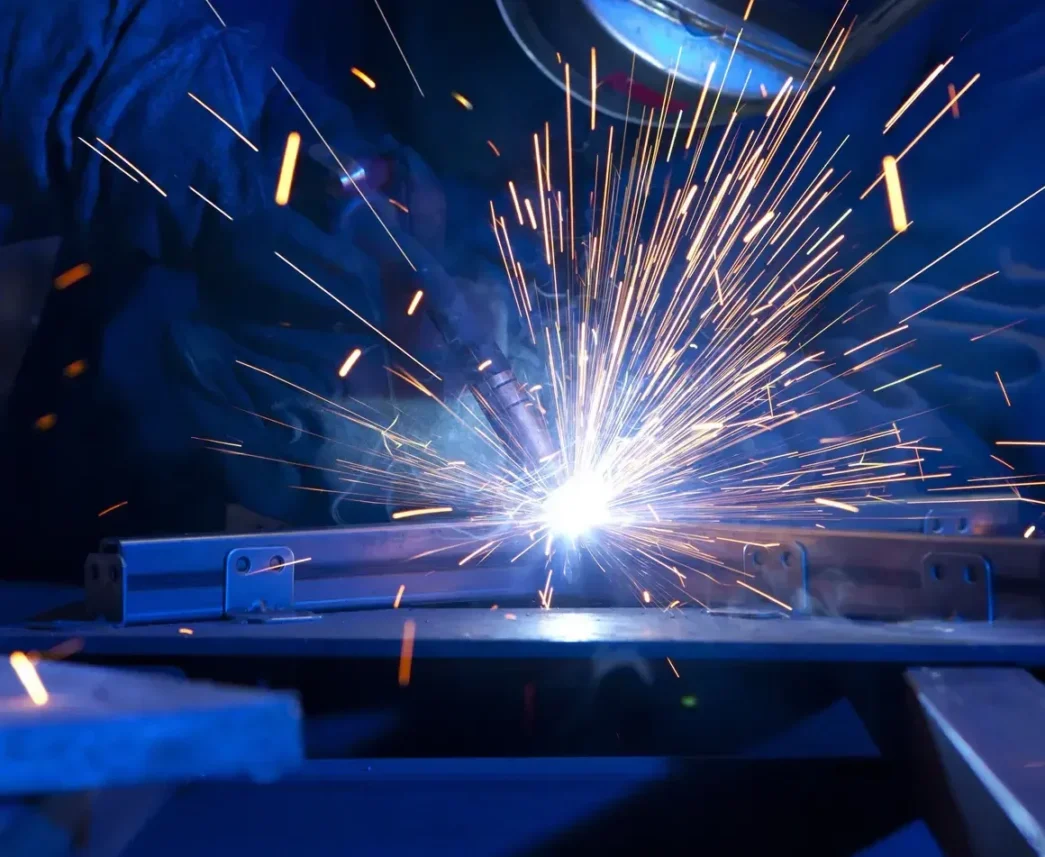 Operações de Soldagem e Corte a Quente