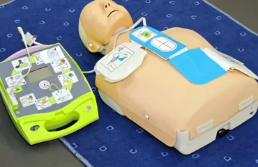 Curso DEA – Desfibrilador Externo Automático Curso DEA - Desfibrilador Externo Automático
