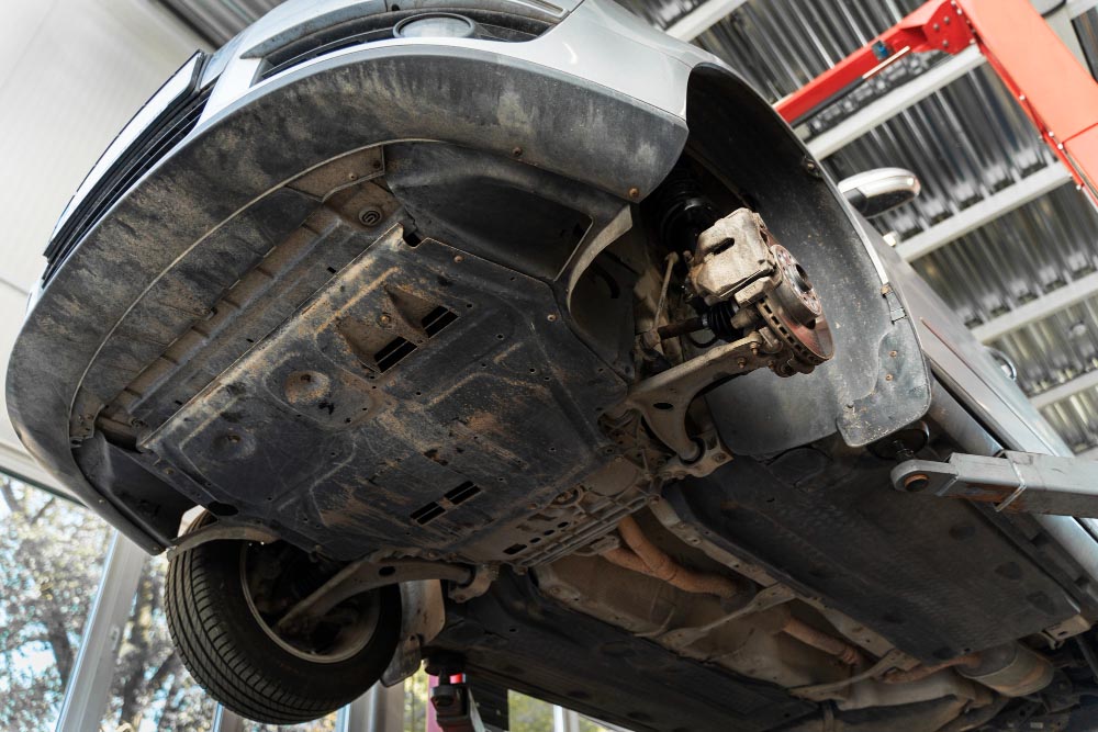 Inspeção de Segurança para Elevadores Automotivos: laudos especializados para assegurar a conformidade e o bom funcionamento de elevadores usados na manutenção de veículos - Laudo Elevador Automotivo