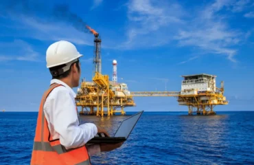 Curso NR 37 Proteção e Combate a Incêndios Curso NR 37 Proteção e Combate a Incêndios