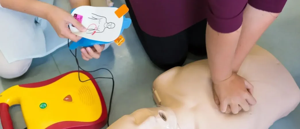 Treinamento DEA (Desfibrilador Externo Automático)