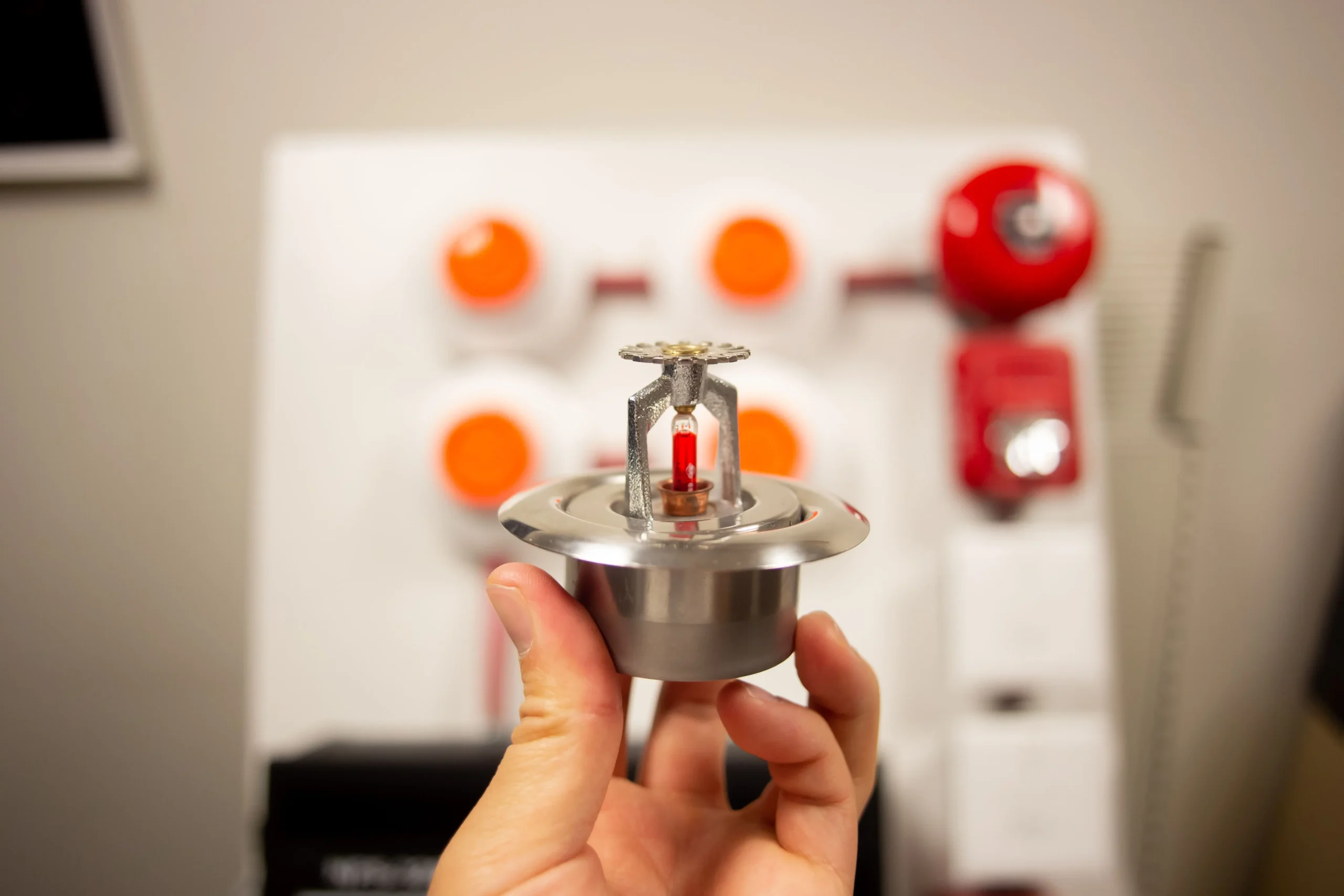 Substituição técnica exige mais que o encaixe do bico – requer validação dimensional, compatibilidade hidráulica e emissão de ART conforme Resolução CONFEA 1.025.