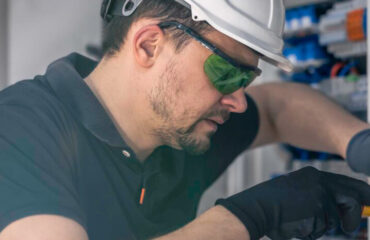 NR-10 Course English NR-10 Course English