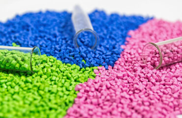 Polimeros Polimeros expostos sob a mesa. - Identificação Pureza FTIR Polimeros