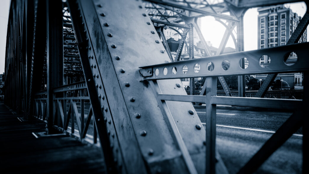 Ponte - Estrutura Metálica - Ensaios em estruturas metálicas