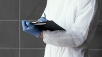 O técnico qualificado realiza o laudo avaliando os equipamentos em clínicas odontológicas, consultórios ou laboratórios de equipamentos especializados.. - Laudo Equipamentos Odontológicos