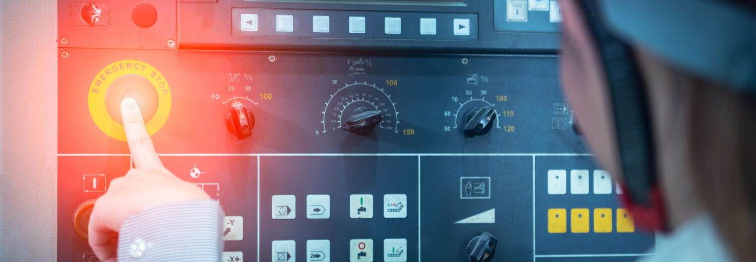 O Curso Operação Sala de Máquinas tem como objetivo capacitar profissionais para a operação segura, eficiente e em conformidade com as normas vigentes de salas de máquinas industriais. Dessa forma, busca-se aprimorar as competências técnicas dos participantes, garantindo a adequada supervisão e manutenção dos equipamentos.