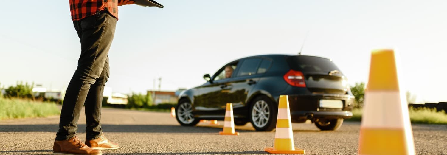 Curso Direção Preventiva Defensiva em Ingles