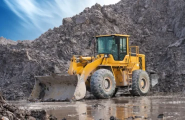 Curso Operador de Pá Carregadeira – NR 11 Curso Operador de Pá Carregadeira - NR 11