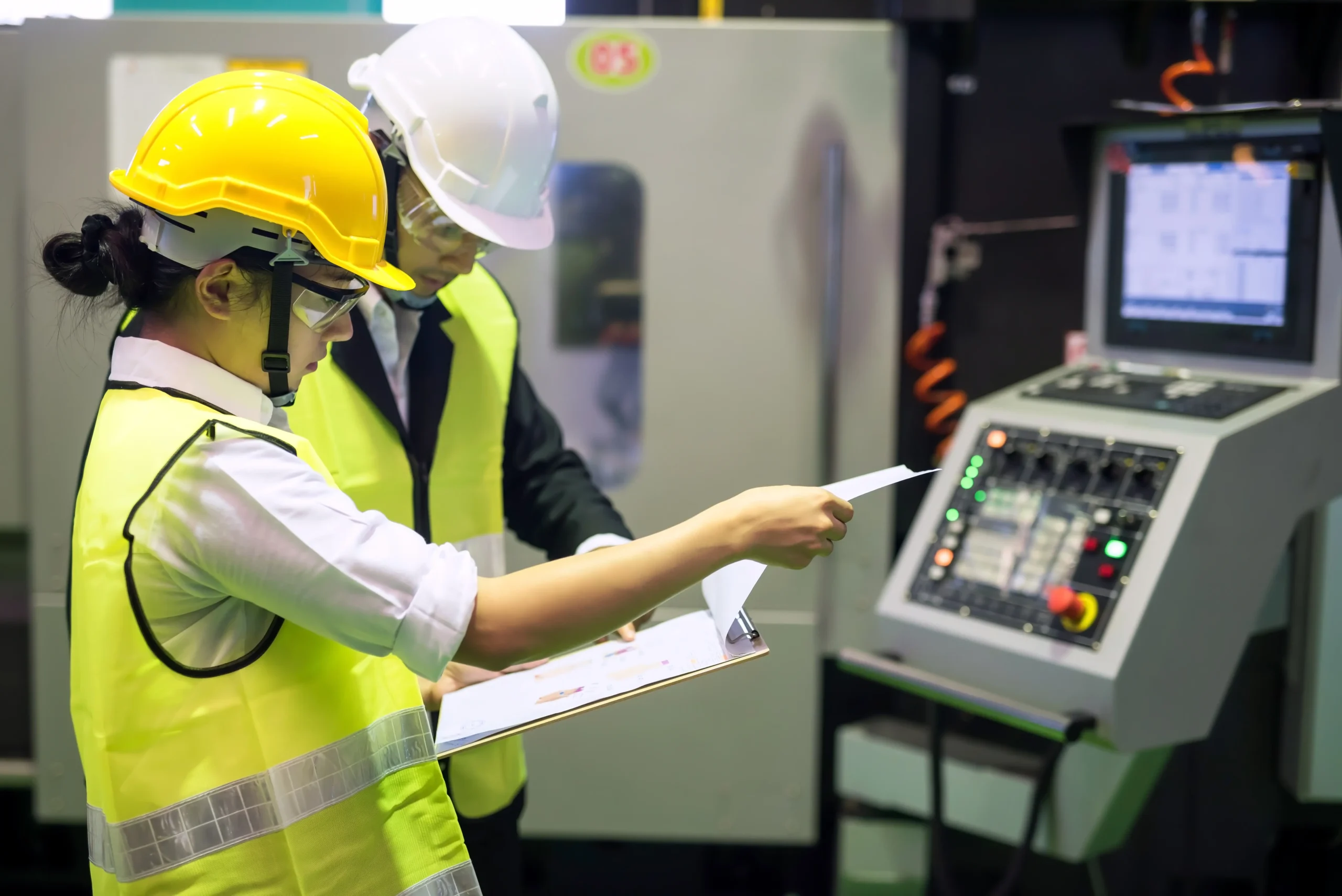 O conceito de apreciação de riscos segundo a ISO 12100 envolve análise colaborativa entre áreas técnicas.