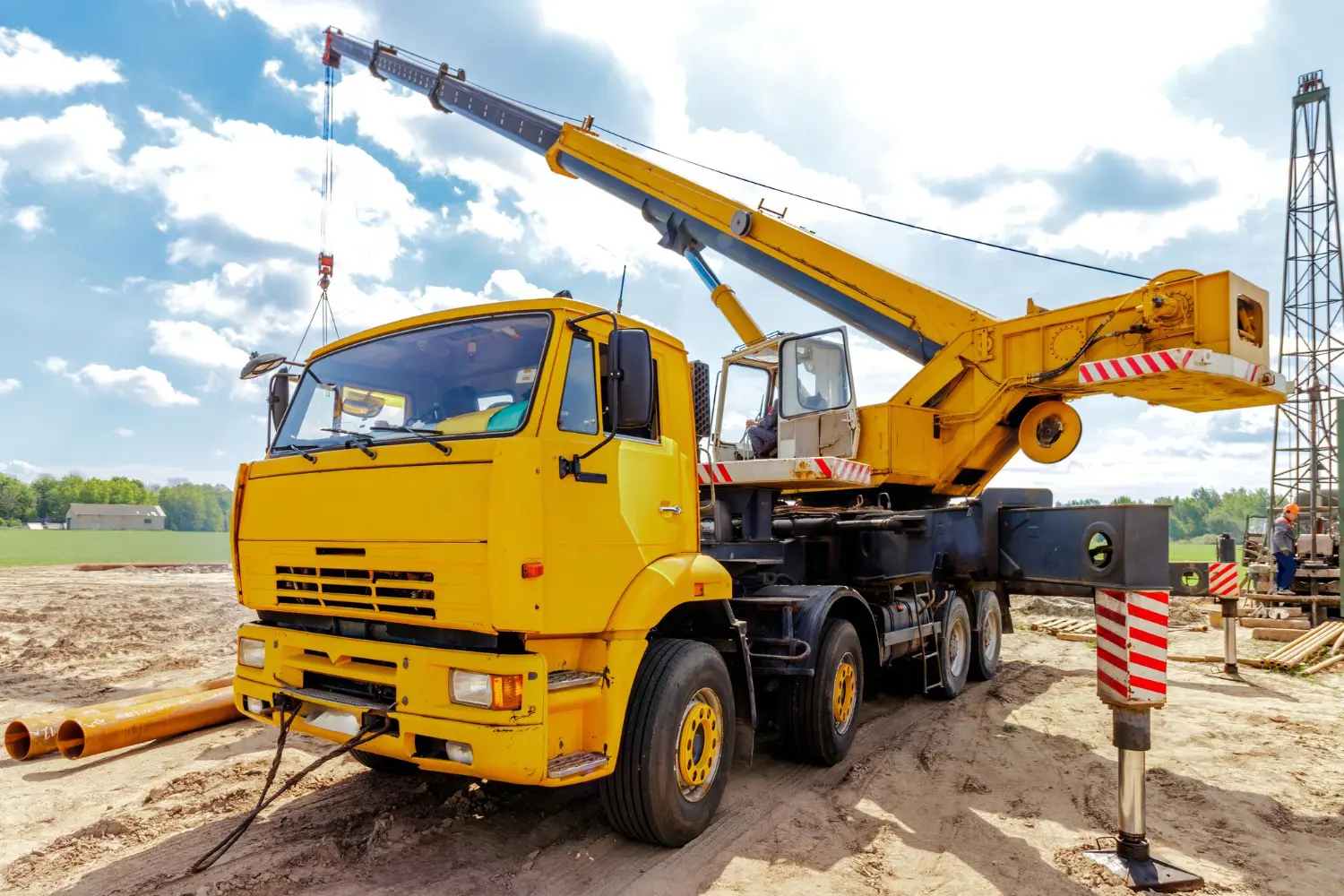Guindauto em canteiro de obras estabilidade e conformidade NR 11 e NR 12.
