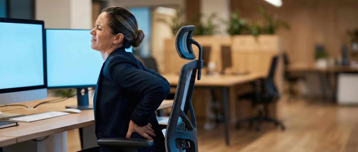 Laudo Ergonômico - NR 17 : A permanência prolongada em posições inadequadas e sem ajustes ergonômicos pode resultar em dores lombares e redução do bem-estar no ambiente de trabalho.