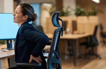 Laudo Ergonômico – NR 17 : A permanência prolongada em posições inadequadas e sem ajustes ergonômicos pode resultar em dores lombares e redução do bem-estar no ambiente de trabalho. Laudo Ergonômico - NR 17 : A permanência prolongada em posições inadequadas e sem ajustes ergonômicos pode resultar em dores lombares e redução do bem-estar no ambiente de trabalho.